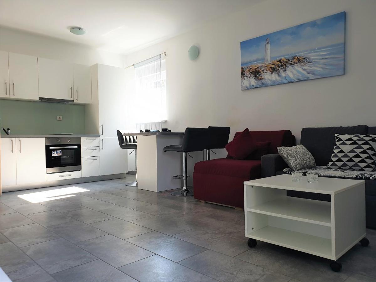 Summer Holiday Apartments Novalja Room photo