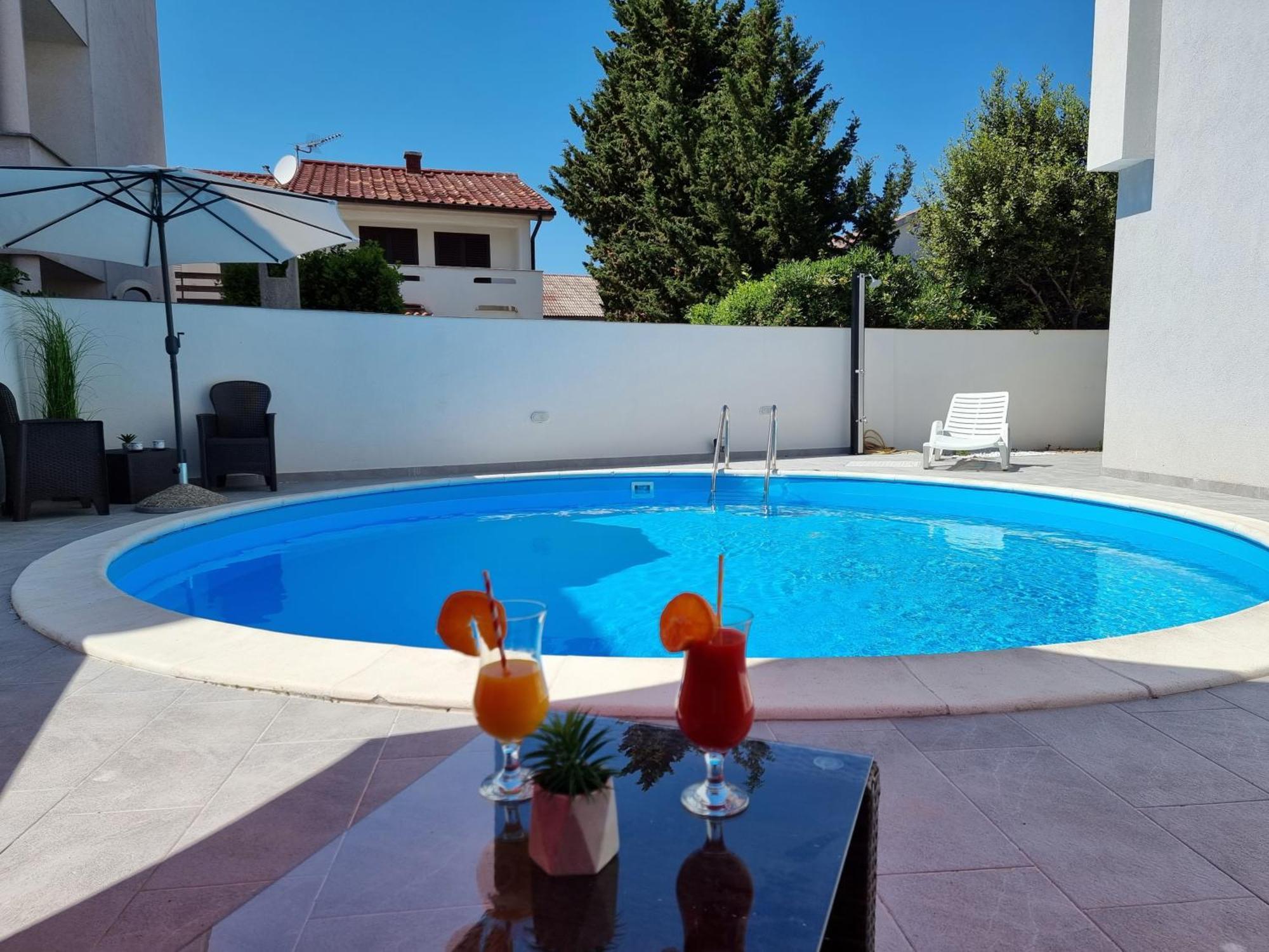 Summer Holiday Apartments Novalja Exterior photo